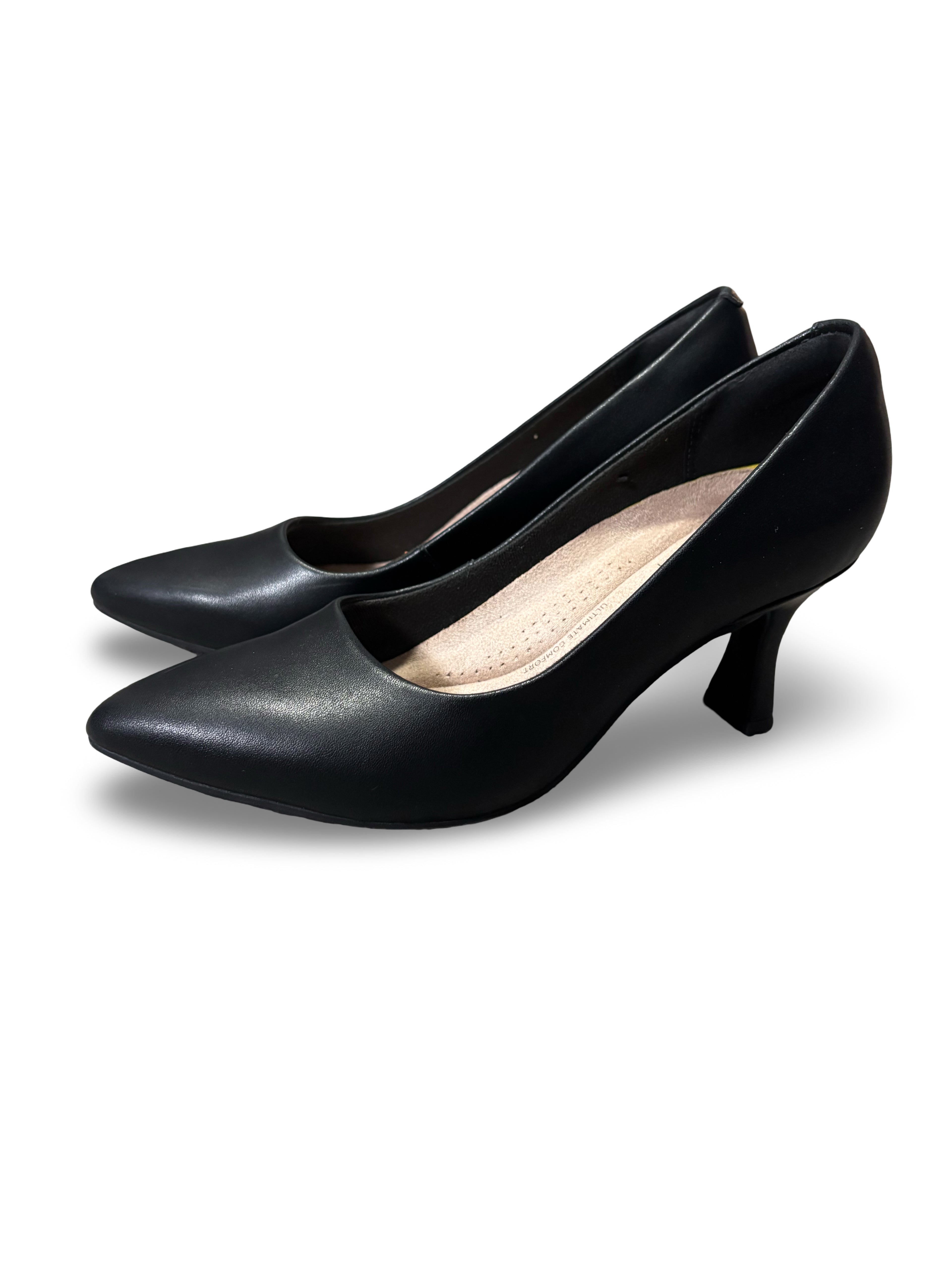 Clark’s Collection Pointed Toe Kitten Heels