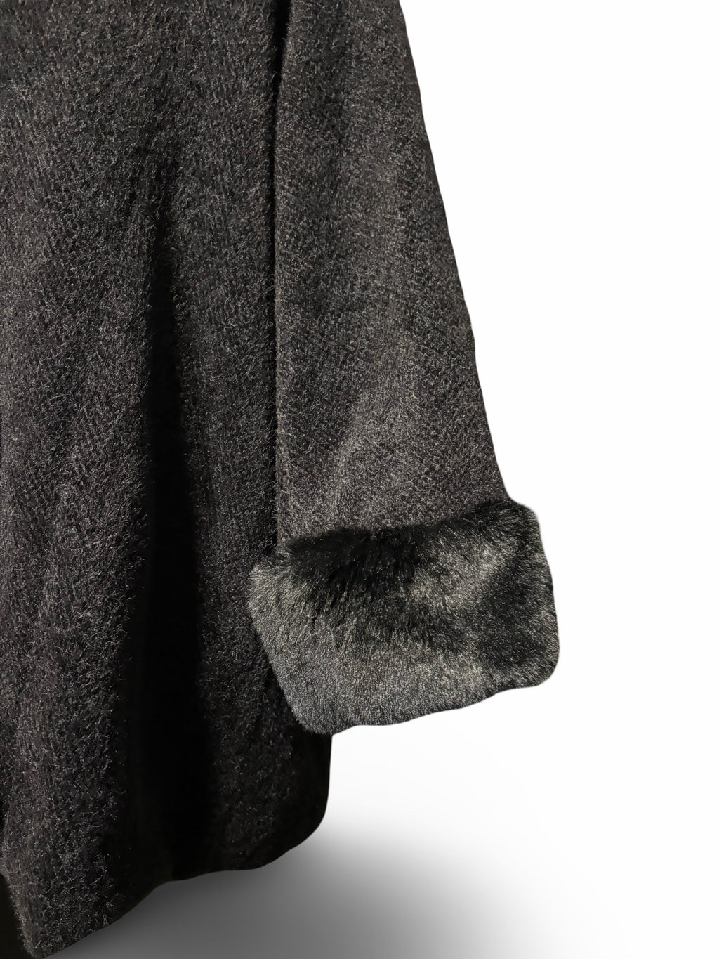 Flow Coat With Faux Fur Collar/Sleeve Cuff